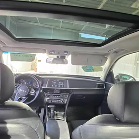 Kia Optima 2020
