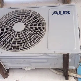 aux