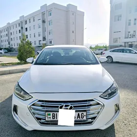 Hyundai Elantra 2018
