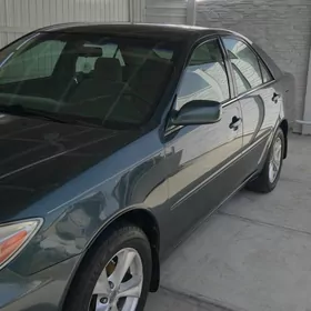 Toyota Camry 2003