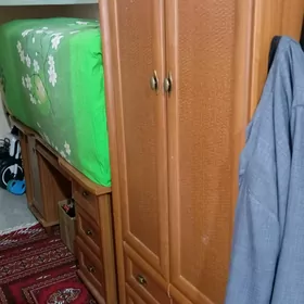 şkaf
