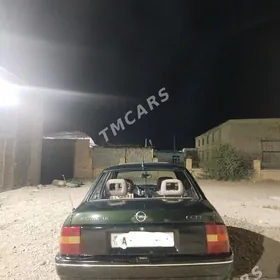 Opel Vectra 1990