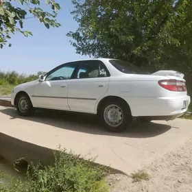 Toyota Carina 1995