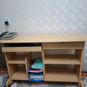 компютерный стол