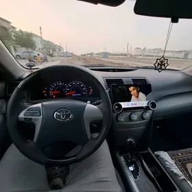 Toyota Camry 2010