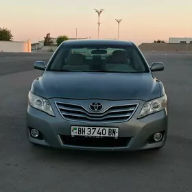 Toyota Camry 2010