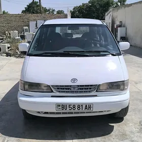 Toyota Previa 1991