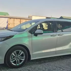Toyota Sienna 2021