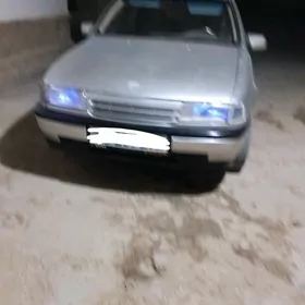 Opel Vectra 1992
