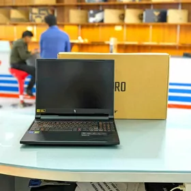 Acer Nitro V16/RAM 64/SSD 4TB