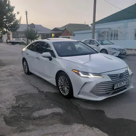 Toyota Avalon 2019