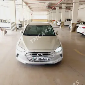 Hyundai Elantra 2018