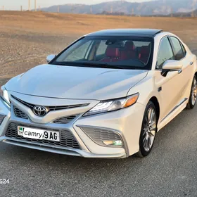Toyota Camry 2020