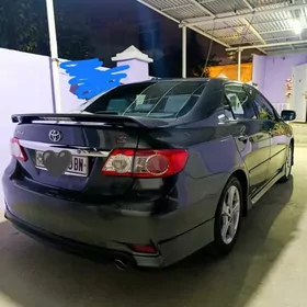 Toyota Corolla 2013