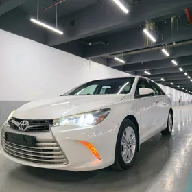 Toyota Camry 2015