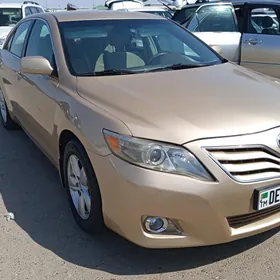 Toyota Camry 2010