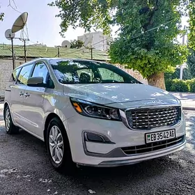 Kia Sedona 2020