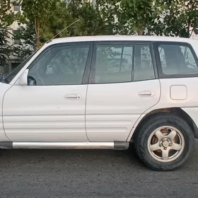 Toyota RAV4 1999