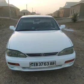Toyota Camry 1993