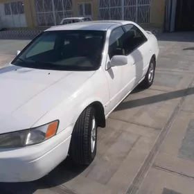 Toyota Camry 1999