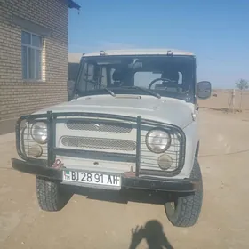 UAZ 469 2004