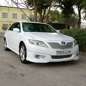 Toyota Camry 2011