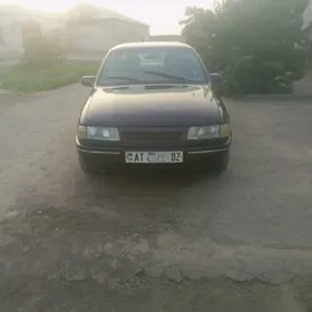 Opel Vectra 1992