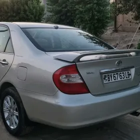 Toyota Camry 2004