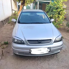 Opel Astra 2003