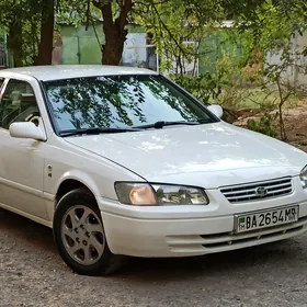 Toyota Camry 1998