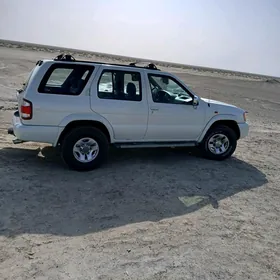 Nissan Pathfinder 2003
