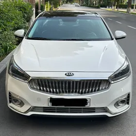 Kia Cadenza 2018