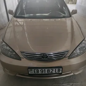 Toyota Camry 2005