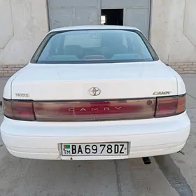 Toyota Camry 1992