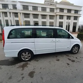 Mercedes-Benz Viano 2008