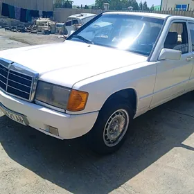 Mercedes-Benz 190E 1988
