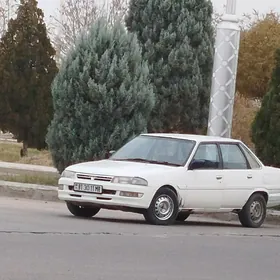 Toyota Corona 1985