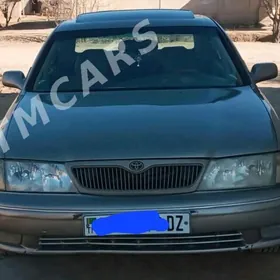 Toyota Avalon 1999