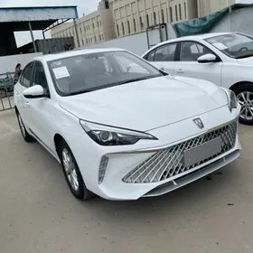 Toyota Camry 2025