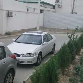 Toyota Camry 2000