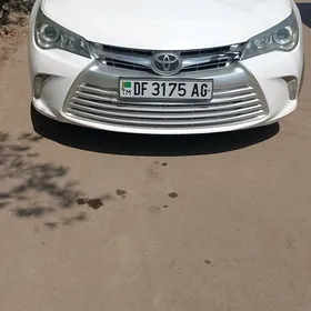 Toyota Camry 2017
