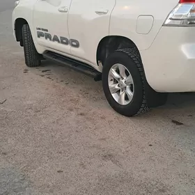 Toyota Land Cruiser Prado 2012