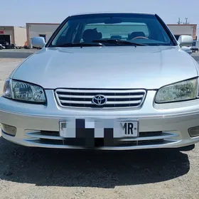 Toyota Camry 2001