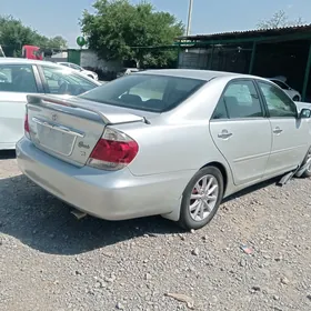 Toyota Camry 2003