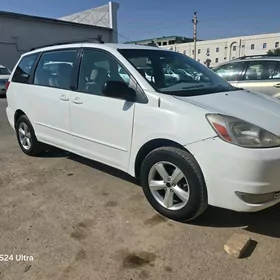 Toyota Sienna 2005