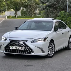 Lexus ES 350 2019
