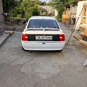 Opel Vectra 1991