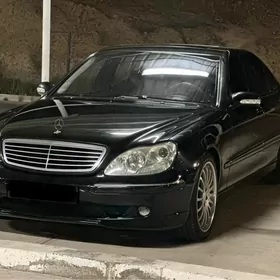 Mercedes-Benz E500 2002