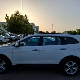 Hyundai Santa Fe 2014