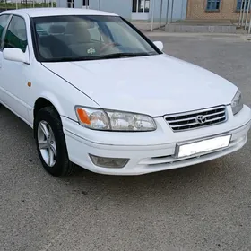 Toyota Camry 1998